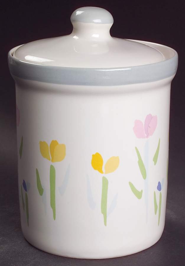 Fresh Mint (Made In Thailand) Medium Canister & Lid by Studio Nova-1