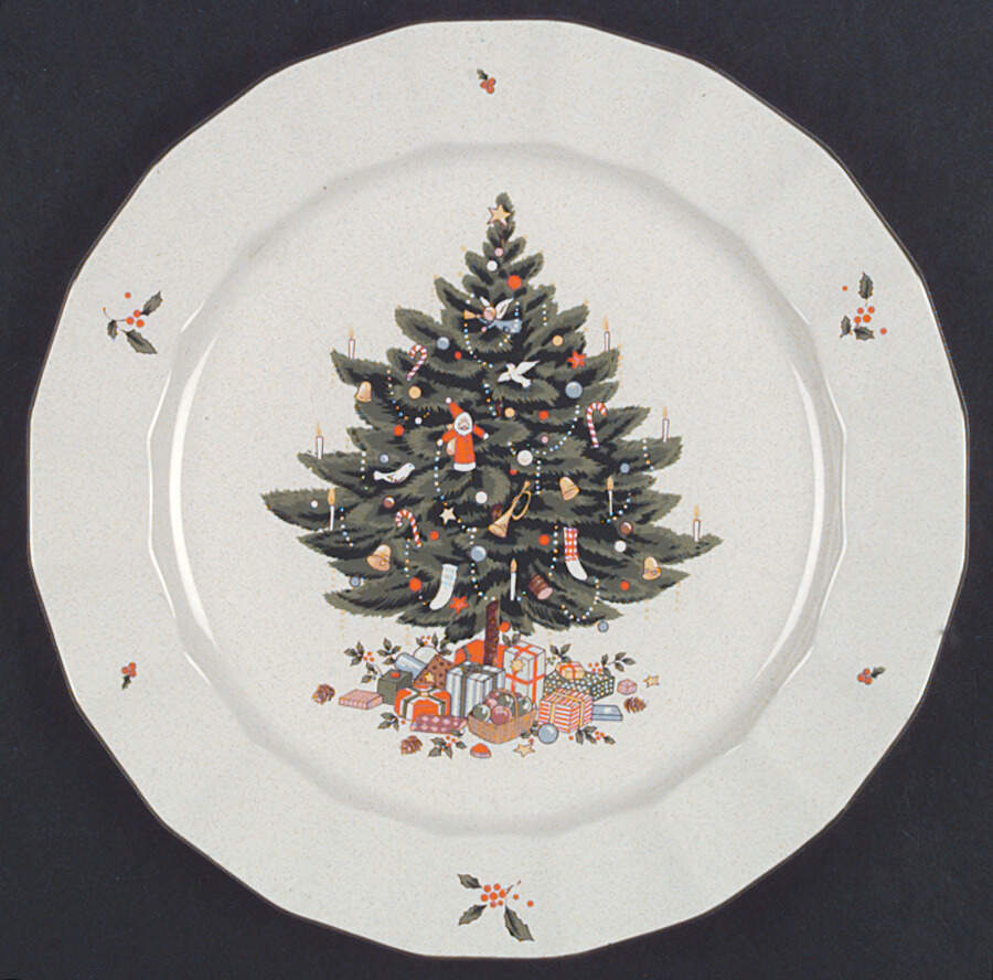 Holiday Season Dinner Plate by Studio Nova-1