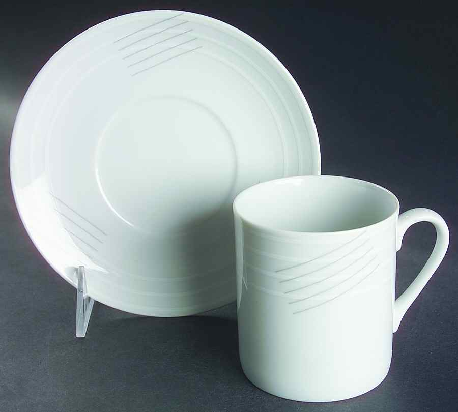 Line Up Flat Cup & Saucer Set by Studio Nova-1