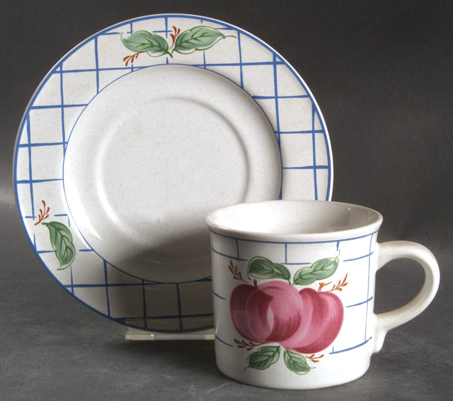 Macintosh Flat Cup & Saucer Set by Studio Nova-1