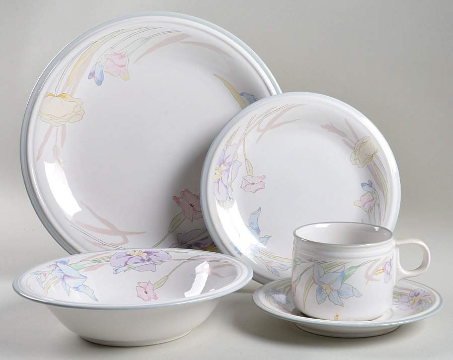 Gabriele (New Gabriele) 5 Piece Place Setting by Studio Nova-1