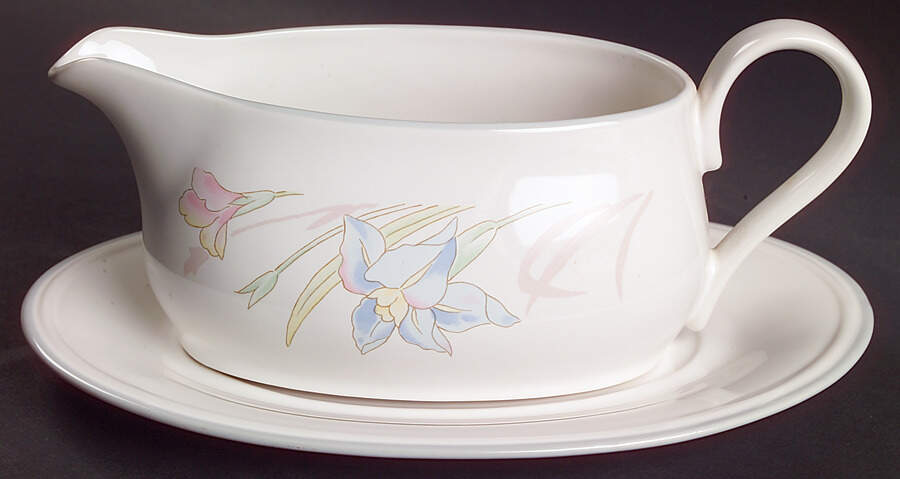 Gabriele (New Gabriele) Gravy Boat & Underplate by Studio Nova-1