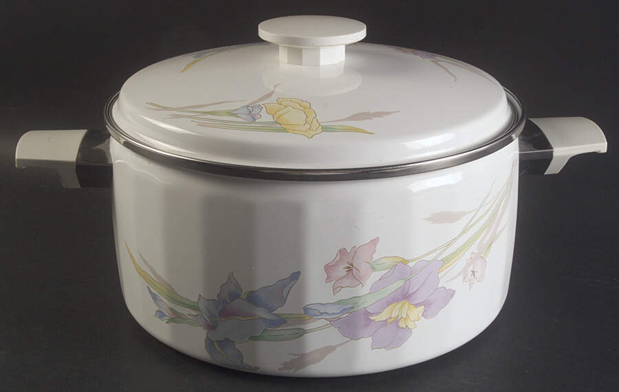 Gabriele (New Gabriele) 5 Quart Metal Covered Casserole by Studio Nova-1