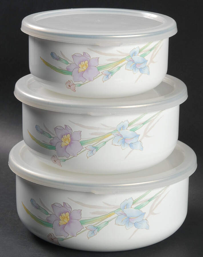 Gabriele (New Gabriele) 3 Metal Bowls & Plastic Lids(5 7/8",6 5/8",7 1/2") by Studio Nova-1