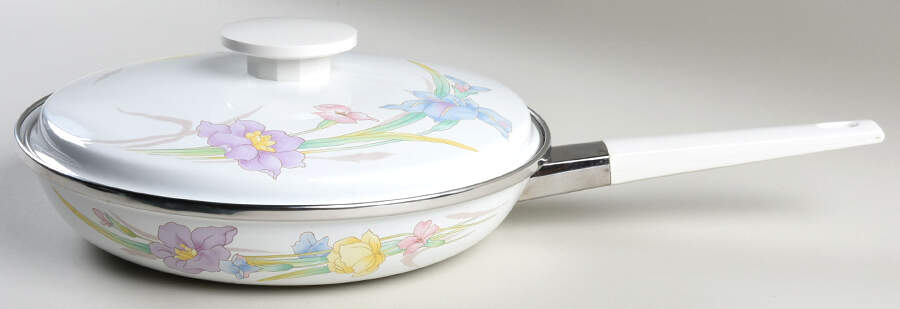 Gabriele (New Gabriele) 9" Metal Skillet & Lid by Studio Nova-1