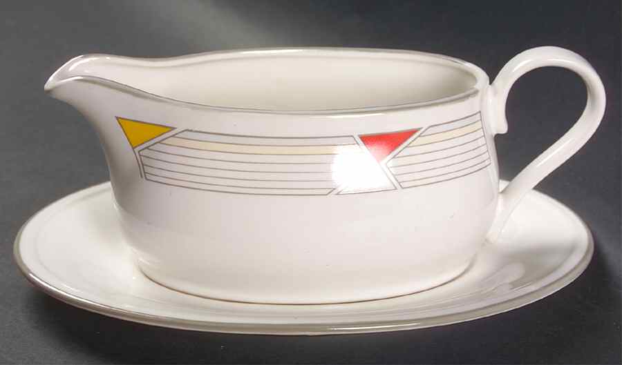 Prima Gravy Boat & Underplate by Studio Nova-1