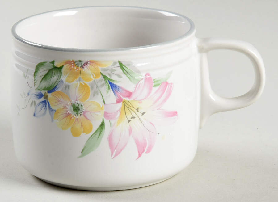 Reverie Flat Cup by Studio Nova-1