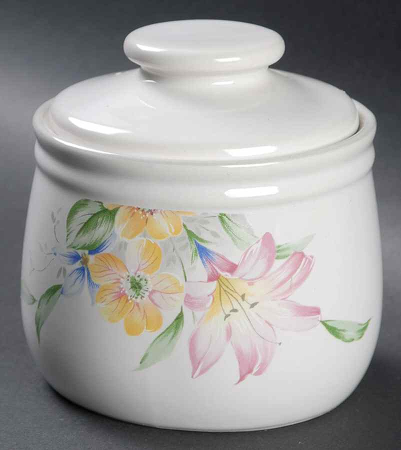 Reverie Sugar Bowl & Lid by Studio Nova-1