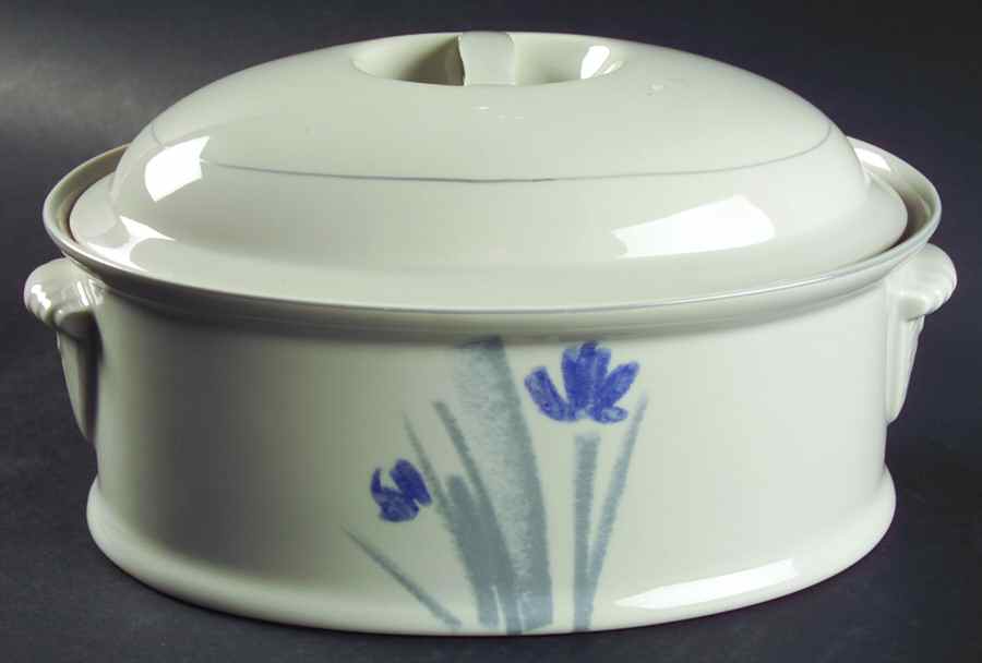 Sweet Talk 2 Quart Oval Covered Casserole by Studio Nova-1