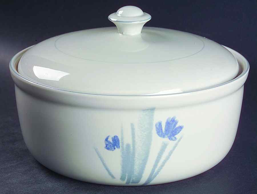Sweet Talk 3 Quart Round Covered Casserole by Studio Nova-1