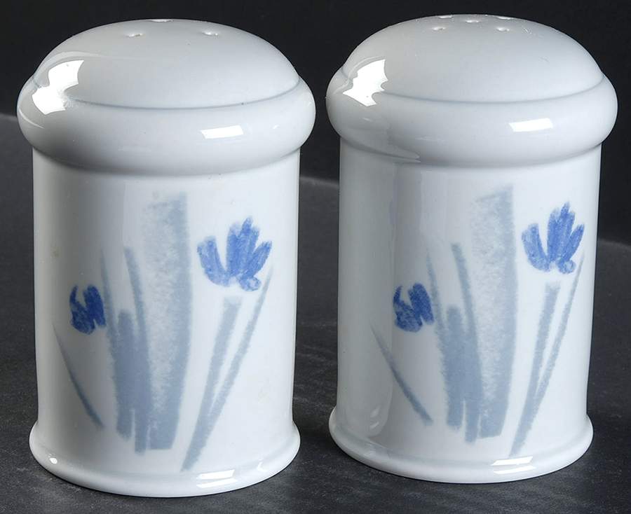 Sweet Talk Oversized Salt & Pepper Set by Studio Nova-1