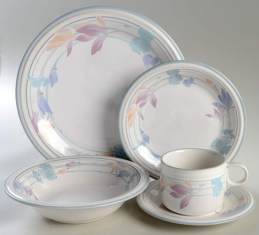 Tender Bloom 5 Piece Place Setting by Studio Nova-1