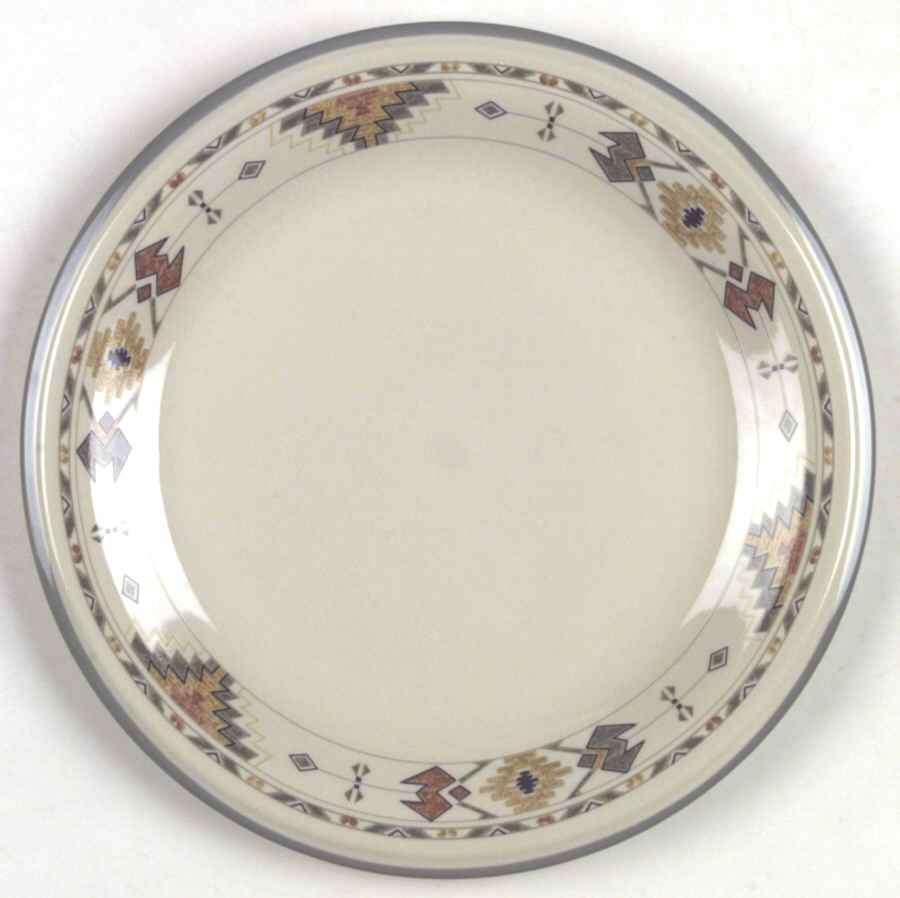 Timberline Dinner Plate by Studio Nova-1
