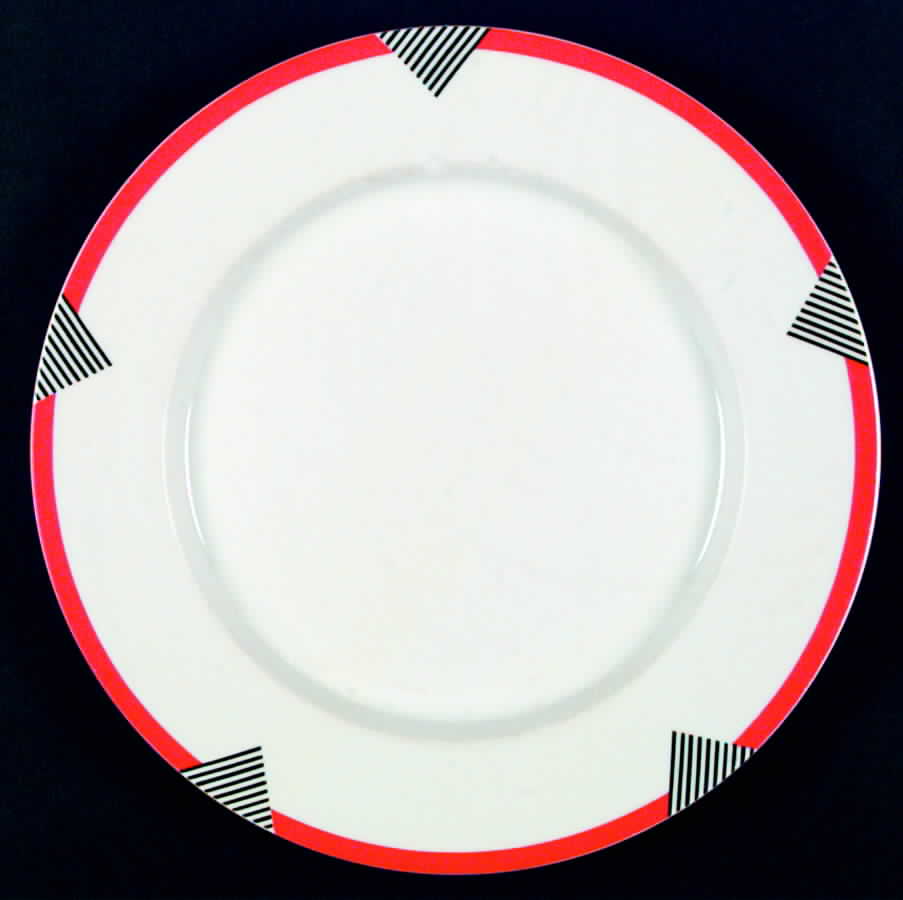 Tri Angles Dinner Plate by Studio Nova-1