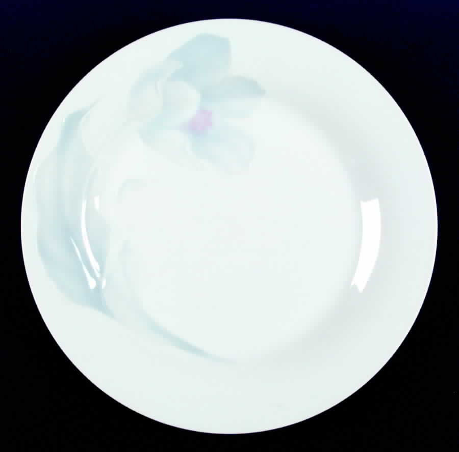 Tulip Blue Dinner Plate by Studio Nova-1