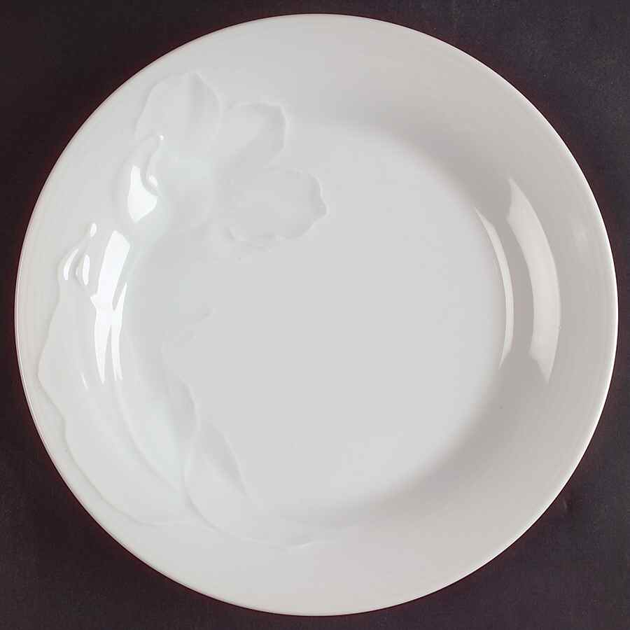 Tulip White Salad Plate by Studio Nova-1