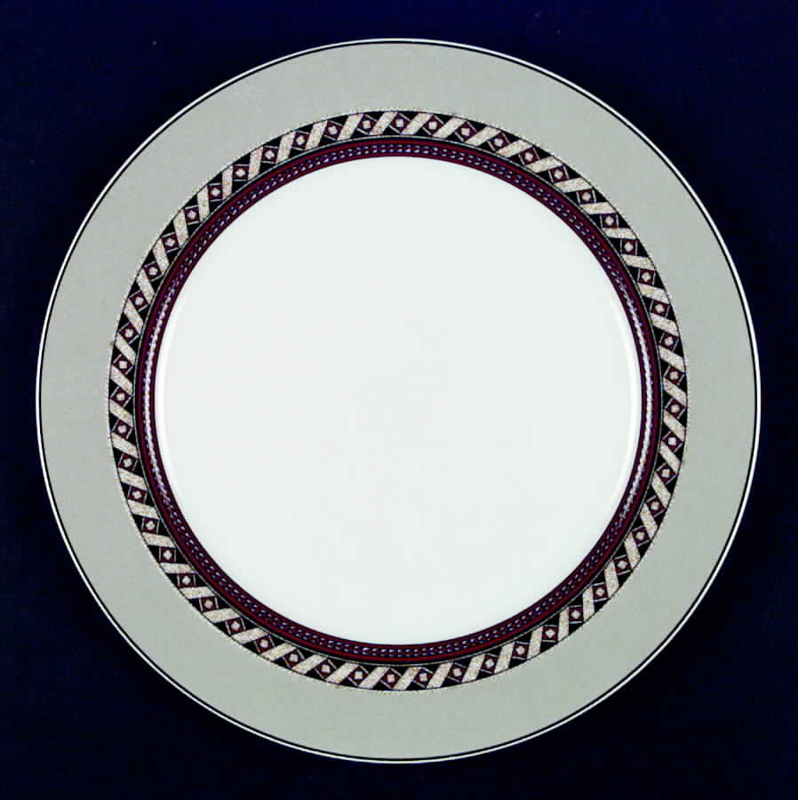 Vassar Dinner Plate by Studio Nova-1