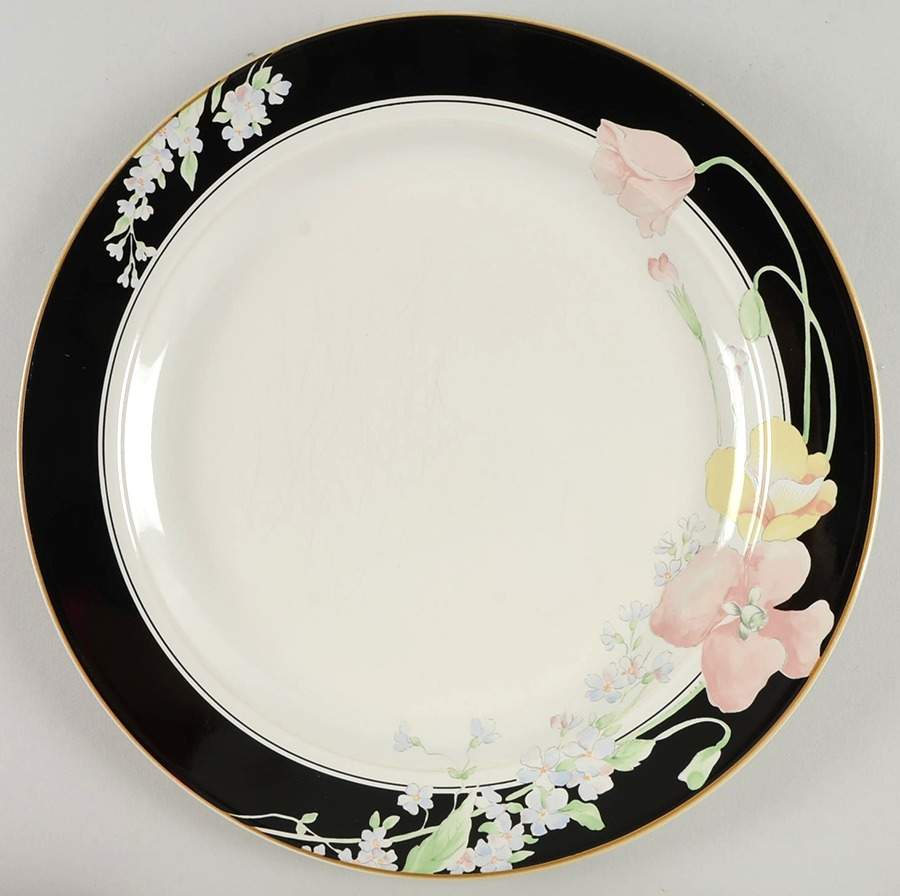 Windmere Black 12" Chop Plate (Round Platter) by Studio Nova-1