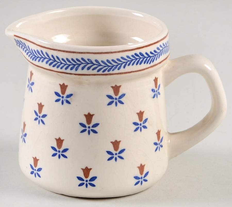 Country Field Creamer by Sanyei-1