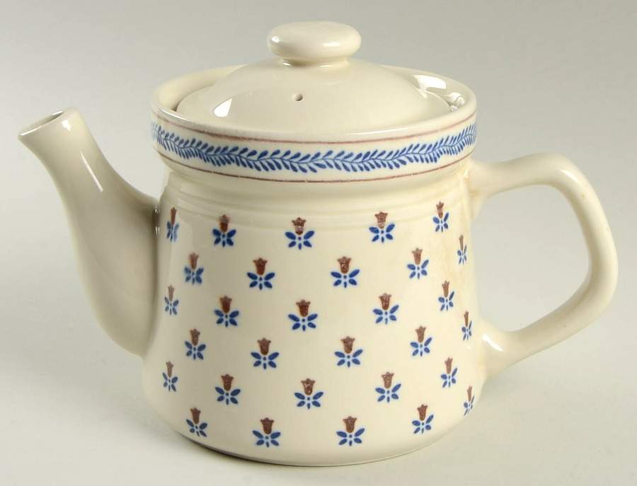 Country Field Teapot & Lid by Sanyei-1