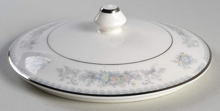 Amy (Japan) Lid for Round Vegetable by Society (Japan)-1