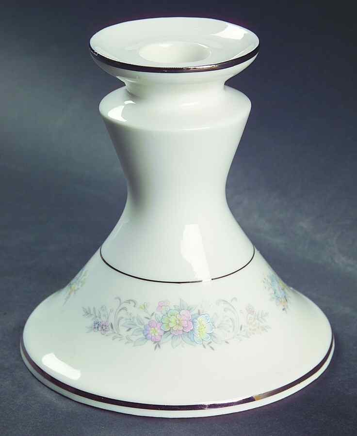 Amy (Japan) Small Candlestick by Society (Japan)-1
