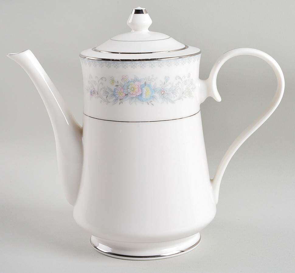 Amy (Japan) Tea/Coffee Pot & Lid by Society (Japan)-1