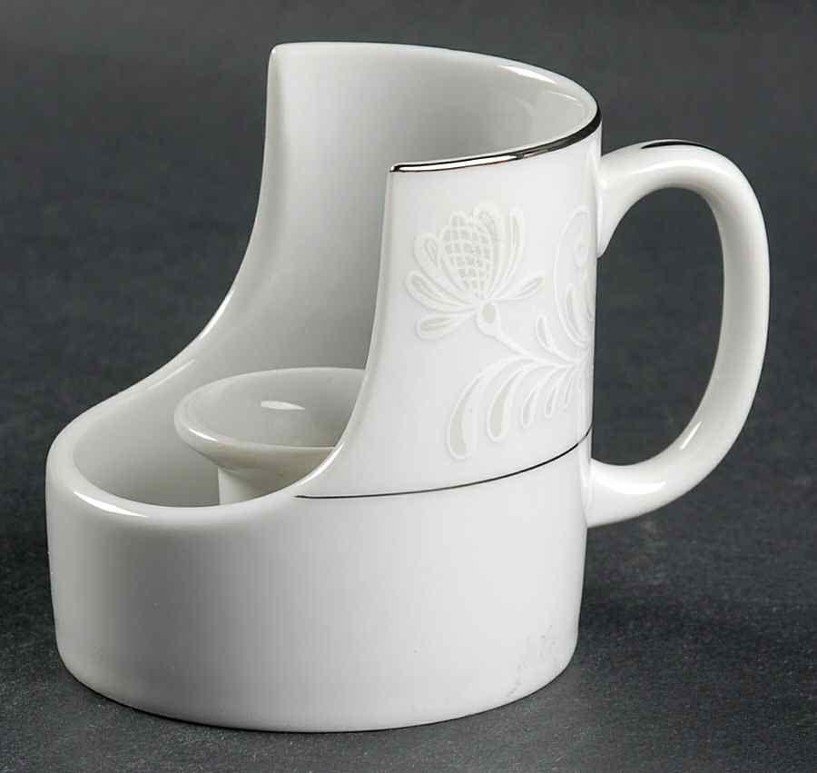 Caprice (Japan) Handled Candleholder by Society (Japan)-1