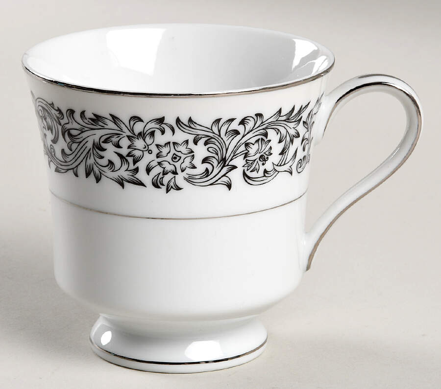 Elegance (Japan) Footed Cup by Society (Japan)-1