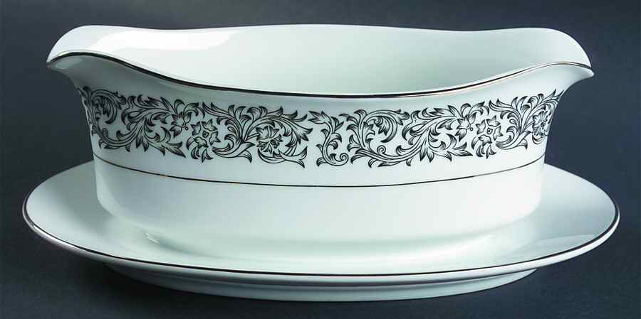 Elegance (Japan) Gravy Boat with Attached Underplate by Society (Japan)-1