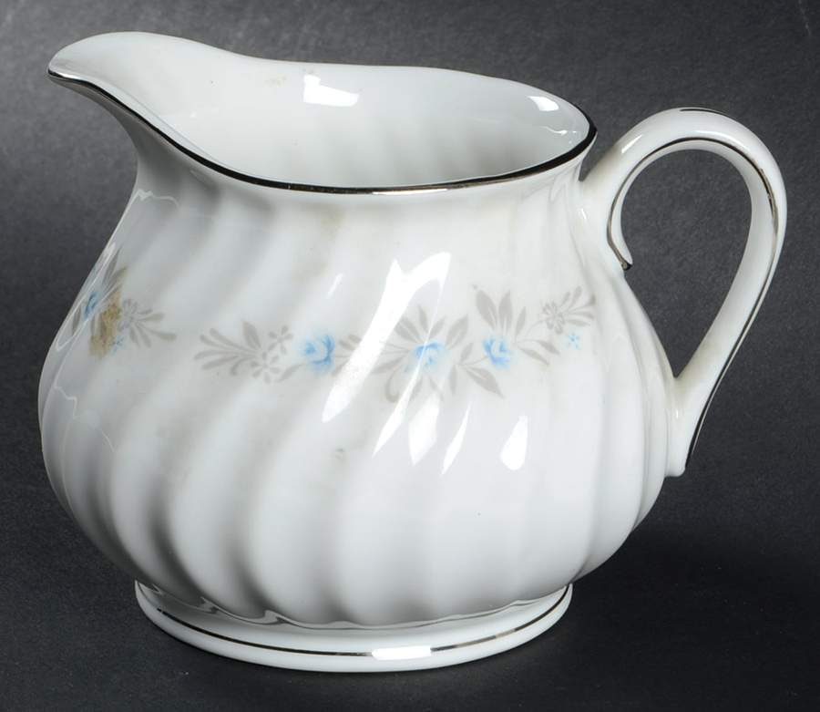 Spring Classic (Japan) Creamer by Society (Japan)-1