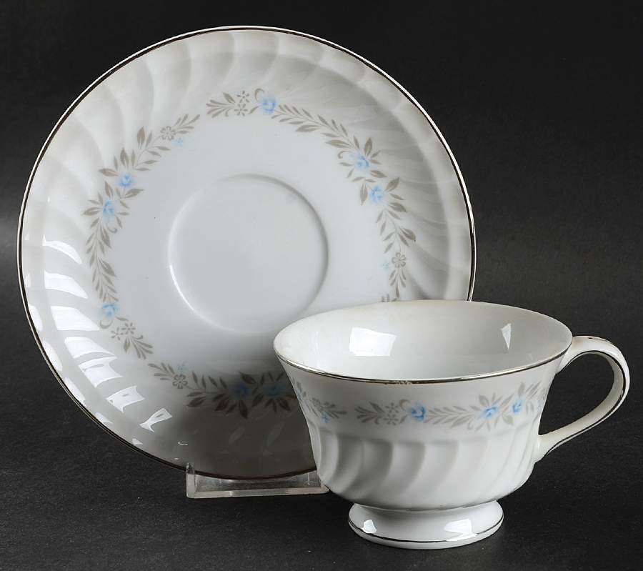 Spring Classic (Japan) Footed Cup & Saucer Set by Society (Japan)-1