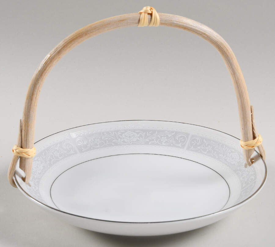 Angelique 7''-7 1/4'' Basket W/Bamboo Handle HC by Sone-1