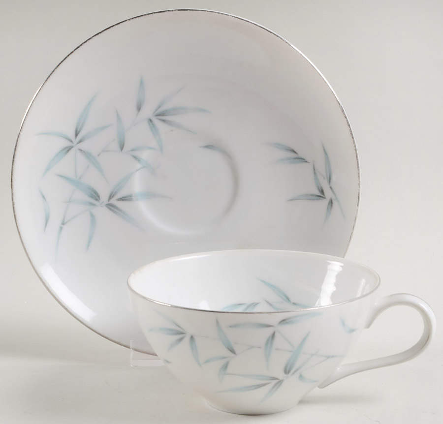 Bamboo Flat Cup & Saucer Set by Sone-1