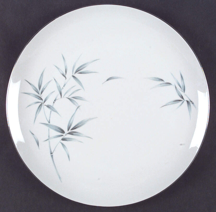 Bamboo Dinner Plate by Sone-1