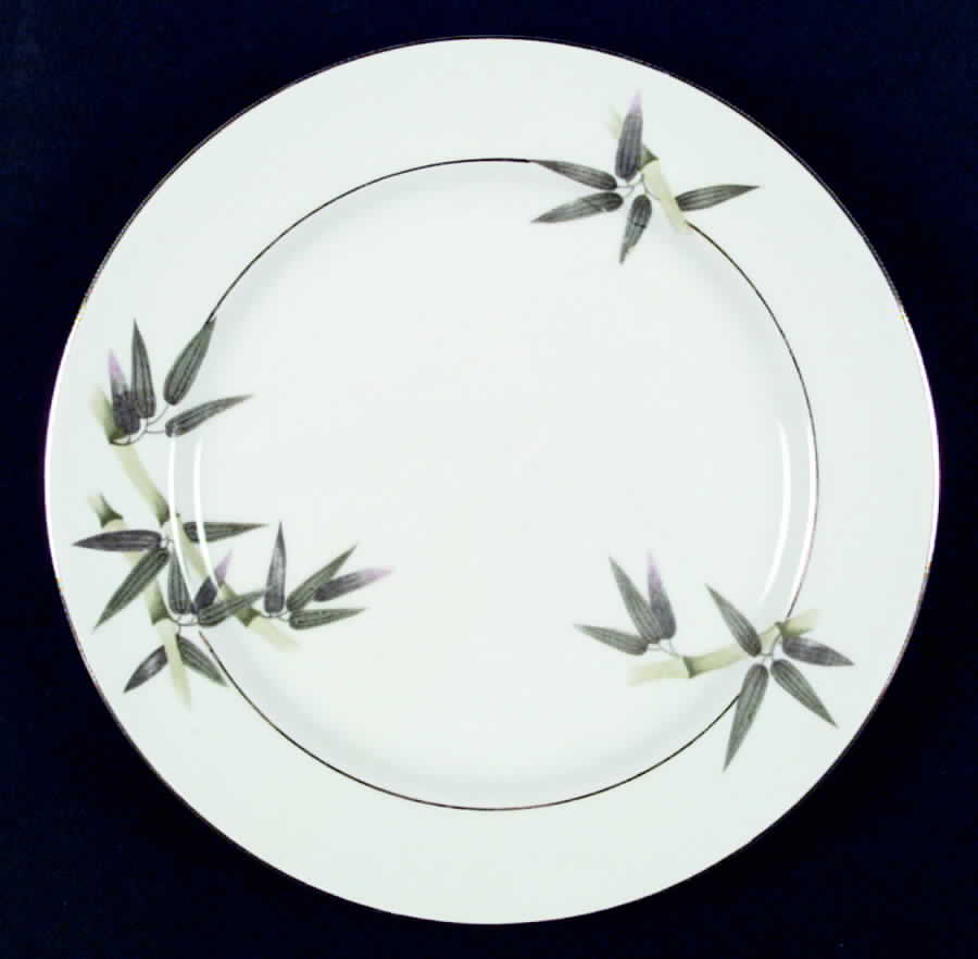 Bamboo Dinner Plate by Sone-1