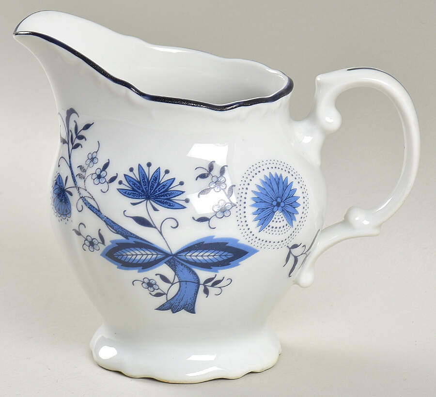 Blue Onion Creamer by Sone-1