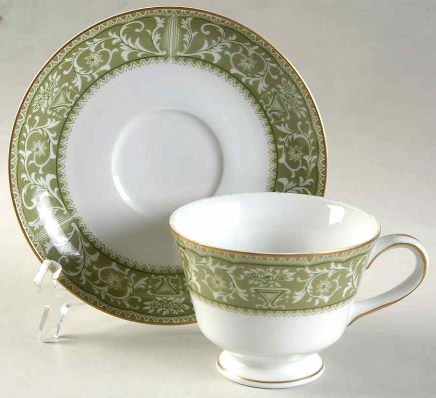 Bounty Green Footed Cup & Saucer Set by Sone-1
