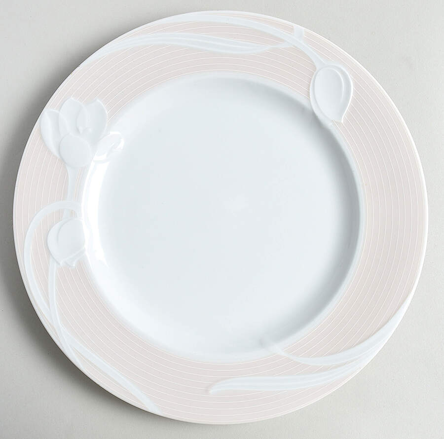 Calais Mauve Dinner Plate by Sone-1