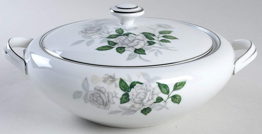 Gray Pearl (Platinum Trim) Round Covered Vegetable by Sone-1