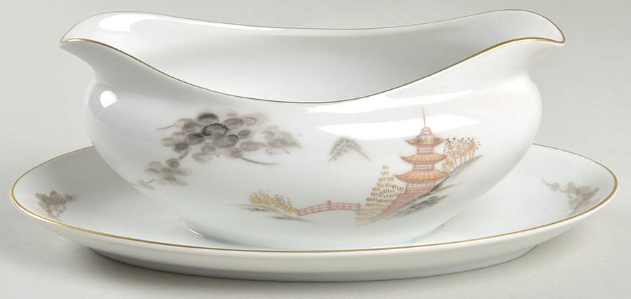 Kiyomizu Gravy Boat with Attached Underplate by Sone-1