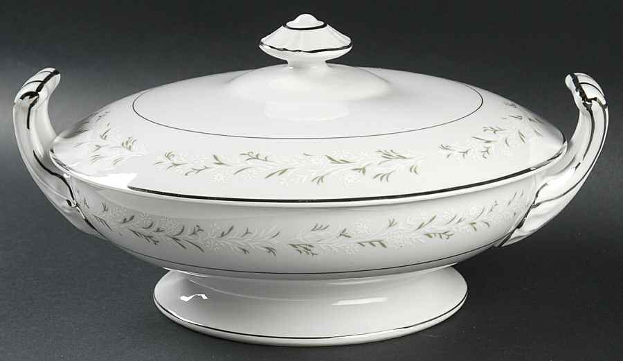 Marietta Round Covered Vegetable by Sone-1