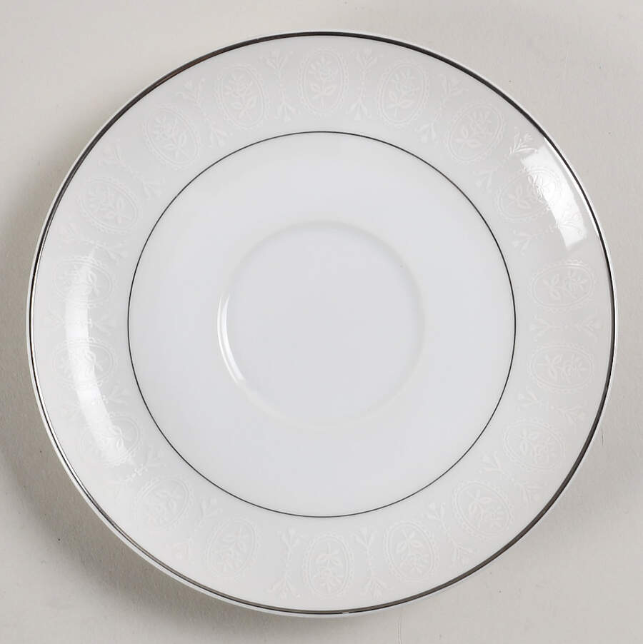 Moderne Saucer by Sone-1