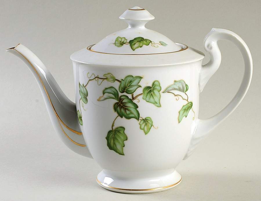 Moss Ivy Teapot & Lid by Sone-1