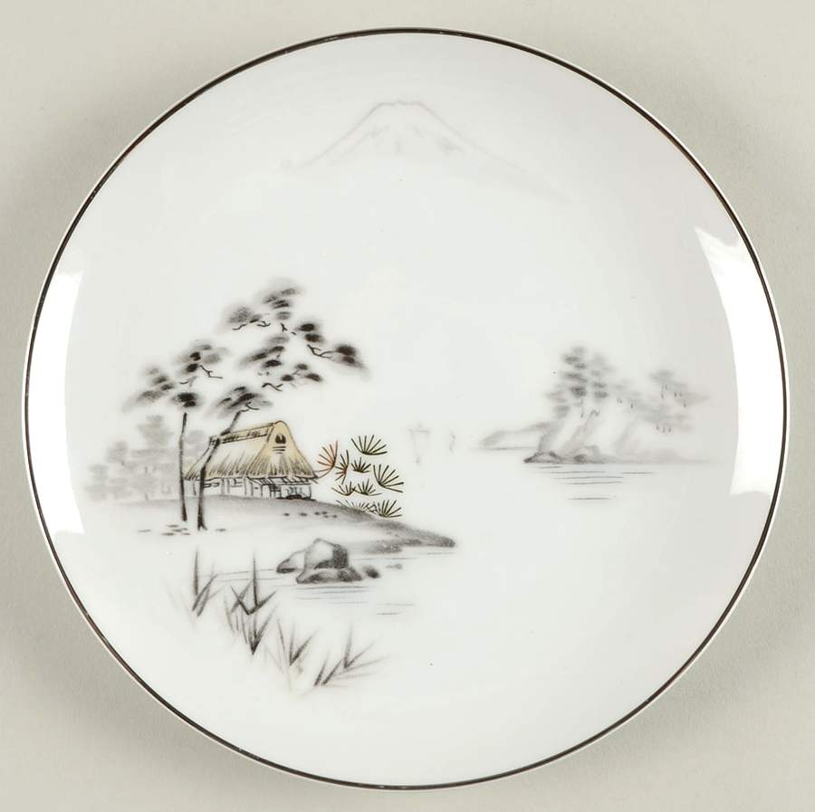 Mt. Fuji Coupe Shape Salad Plate by Sone-1