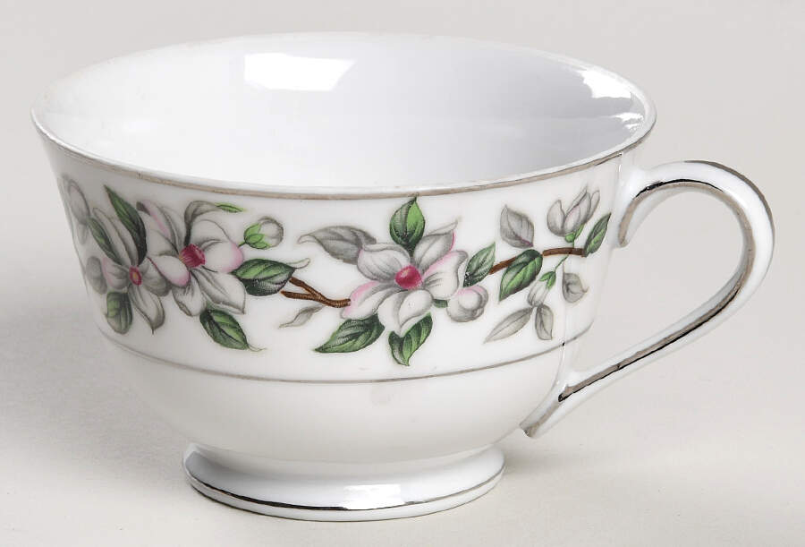 Pamela (Platinum Trim) Footed Cup by Sone-1