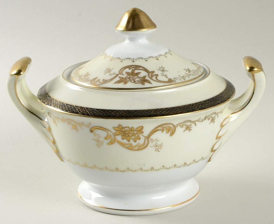 826 Sugar Bowl & Lid by Sone-1