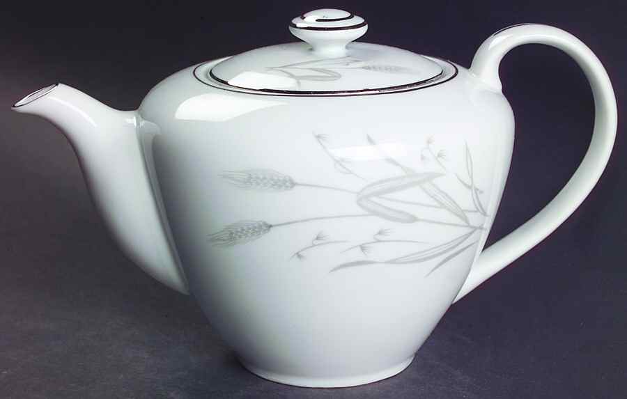 Spring Wheat Teapot & Lid by Sone-1
