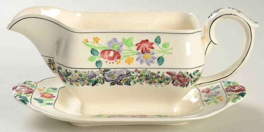 2-6915 Gravy Boat with Attached Underplate by Spode-1