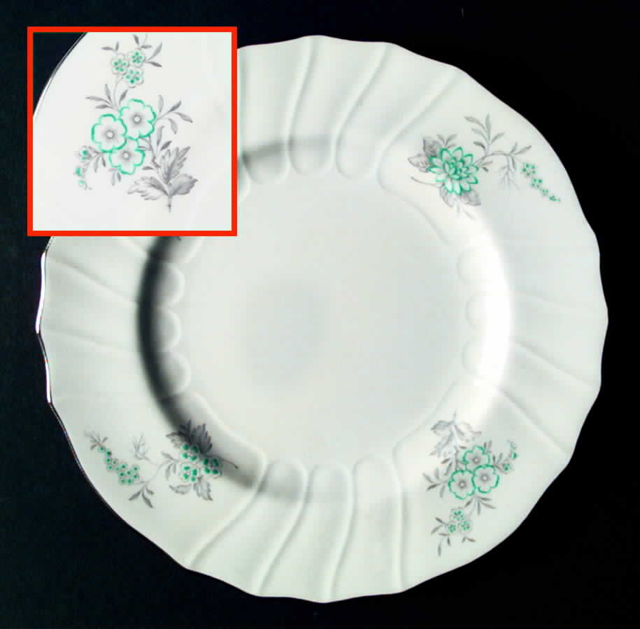 Alicia Dinner Plate by Spode-1